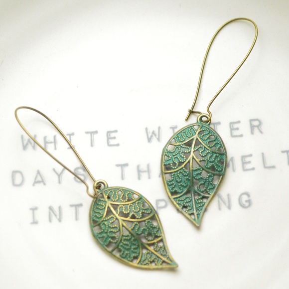 Boho Vintage Effect Swirly Leaf Drop Earrings - Picture 2 of 5